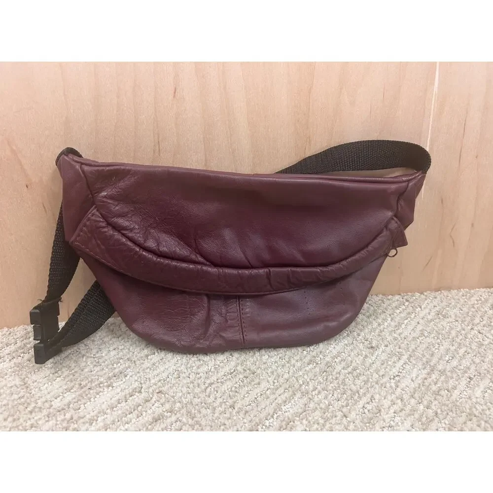 Vintage Genuine Leather Waist Bag /‎ Fanny Pack – Burgundy – Unbranded